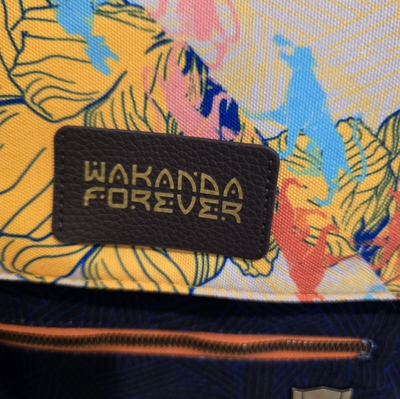 Disney Wakanda Forever Backpack  black panther Marvel NWOT - Picture 2 of 6